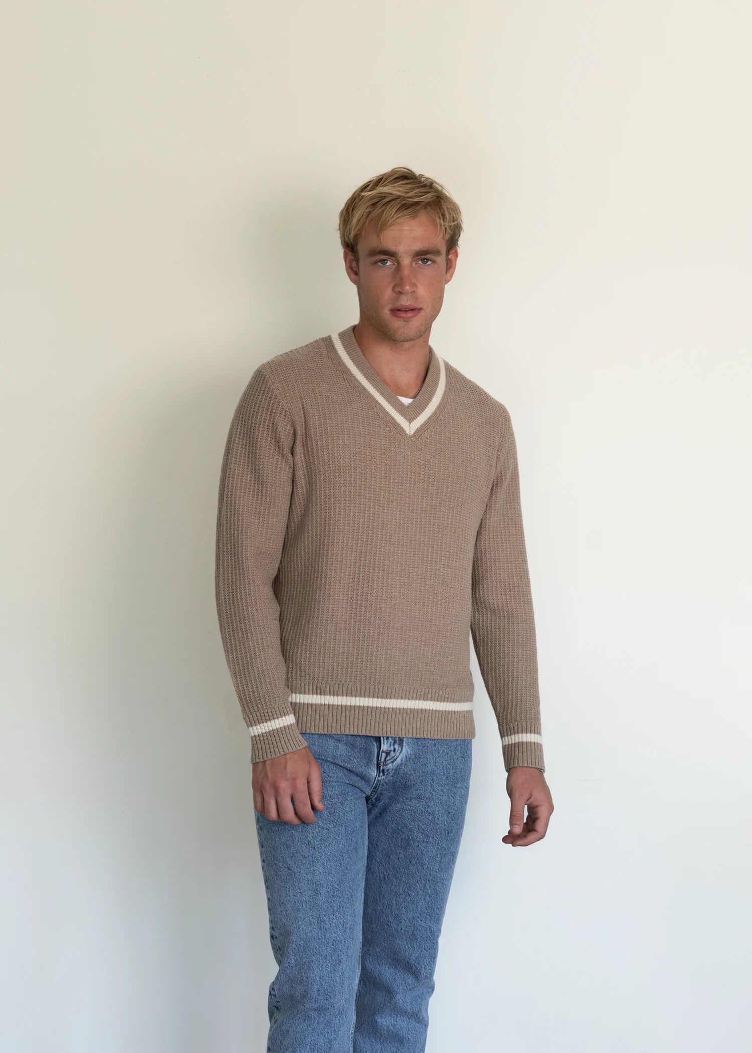 Extrafine Merino V-Neck - Sand